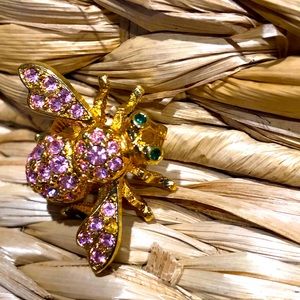 Joan Rivers Pink bumble bee pin